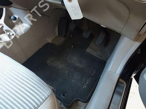 Front left window mechanism KIA SPORTAGE II (JE_, KM_) 2.0 16V 4WD | BP29682427C22