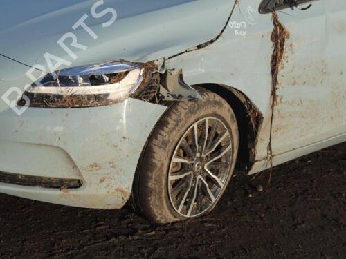 Windscreen washer tank VOLVO V40 Hatchback (525) T3 | BP29646942C113 