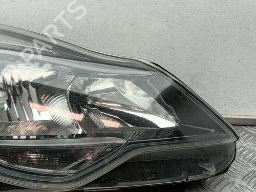 Right headlight VAUXHALL CORSA Mk III (D) (S07) 1.2 i 16V (L08) | BP29663693C29