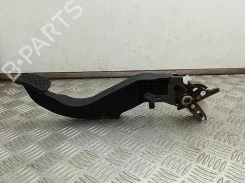 Used Clutch pedal VAUXHALL ASTRA Mk VI (J) (P10) 1.6 (115 hp) 29649028
