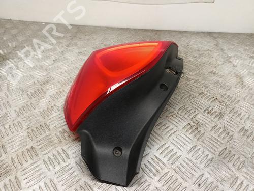 Right taillight RENAULT CLIO III (BR0/1, CR0/1) 1.2 16V (BR02, BR0J, BR11, CR02, CR0J, CR11) | BP29656378C35 