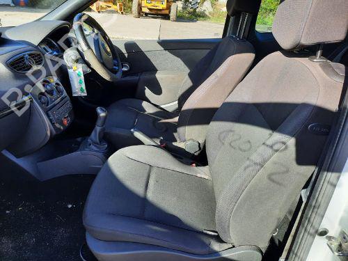 Bilradio RENAULT CLIO III (BR0/1, CR0/1) 1.2 16V (BR0P, CR0P) | BP29658205E6 