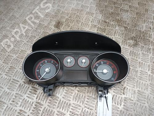 Used Instrument cluster FIAT PUNTO (199_) 1.2 (199AXZ1A, 199BXZ1A) (69 hp) 29649579