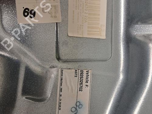 Rudehejsemekanisme Højre foran VW POLO IV (9N_, 9A_) 1.6 Flex | BP29674507C23 