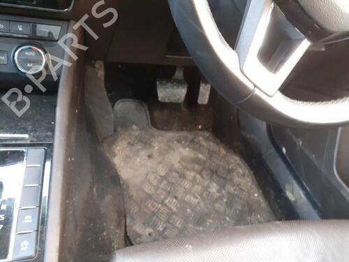 Rudehejsemekanisme ventre foran SKODA OCTAVIA III Combi (5E5, 5E6) 2.0 TDI | BP29647359C22 