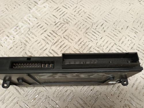 Used Fuse box BMW 3 Touring (E91) 318 i (129 hp) 29664793