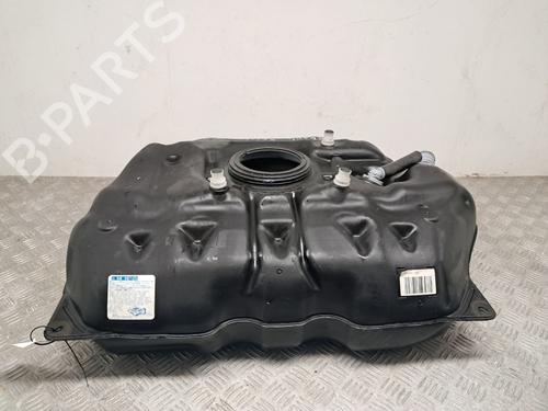 Used Fuel tank TOYOTA YARIS (_P13_) 1.0 (KSP130_, KSP130) (69 hp) 29680881