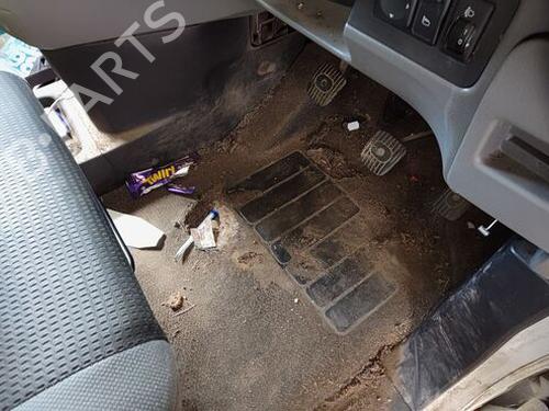 Left front seat NISSAN NV200 Van 1.5 dCi 90 (M20, M20N, M20M) | BP31634921C15 