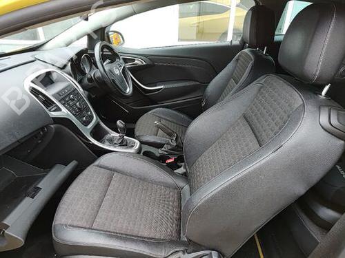 Radio VAUXHALL ASTRA Mk VI (J) GTC (P10) 2.0 CDTi | BP29664779E6 