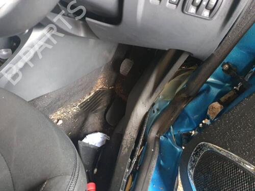 Venstre bremsekaliber foran RENAULT MEGANE III Hatchback (BZ0/1_, B3_) 1.5 dCi (BZ09, BZ0D, BZ1W, BZ29, BZ14) | BP29650178M105