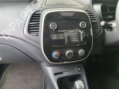 Sikringsdose RENAULT CLIO III (BR0/1, CR0/1) 1.2 16V | BP29652774E1