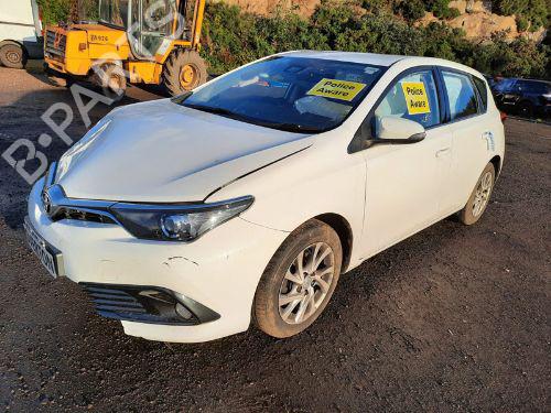 Display monitor TOYOTA AURIS (_E18_) 1.2 (NRE185_, NRE185R) | BP29653582C48