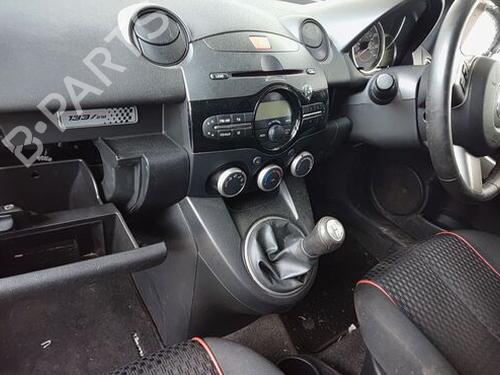 Windscreen washer tank MAZDA 2 (DE_, DH_) 1.3 (DE3FS) | BP29677102C113 