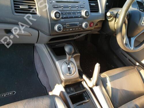 Front left seatbelt HONDA CIVIC VIII Saloon (FD, FA) 1.3 IMA (FA3, FD3) | BP29650501I26 