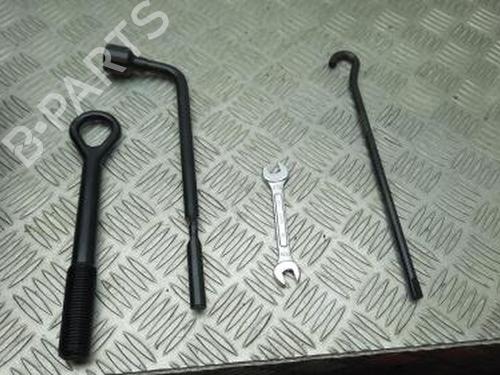 Left front suspension arm KIA CEE'D (JD) 1.4 CVVT | BP29673151M12