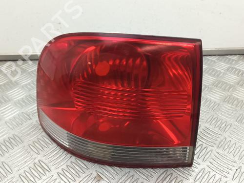 Achterlicht links VW TOUAREG (7LA, 7L6, 7L7) 3.2 V6 (220 hp) 30741082