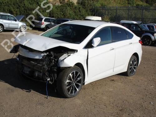 Front left seatbelt HYUNDAI i40 I (VF) 1.7 CRDI | BP31748411I26