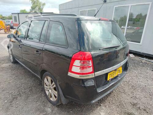 Engine control unit (ECU) VAUXHALL ZAFIRA Mk II (B) (A05) 1.9 CDTI | BP29663646M57 