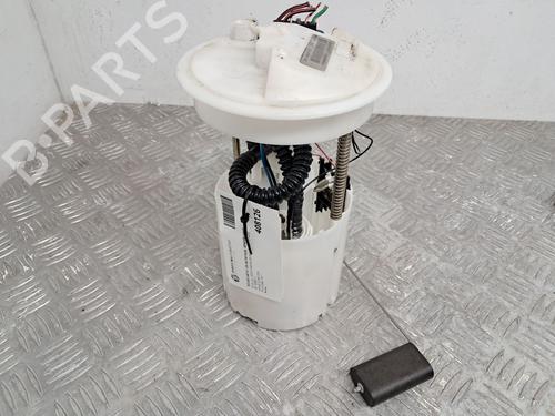 Used Fuel pump VOLVO S40 II (544) 2.4 (170 hp) 29662461