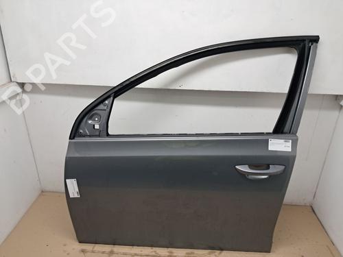 Used Left front door VW GOLF VI (5K1) 1.6 MultiFuel (102 hp) 30825488