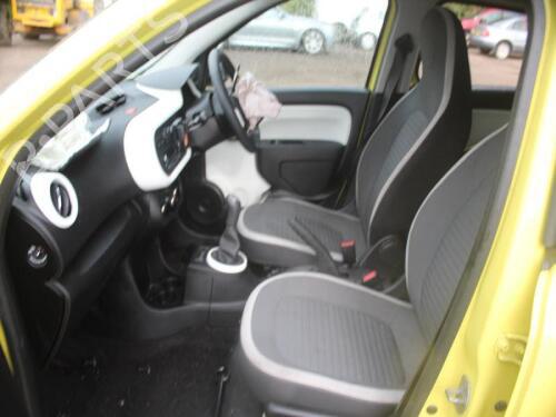 Autre RENAULT TWINGO III (BCM_, BCA_) 1.0 SCe 70 | BP29676759O1