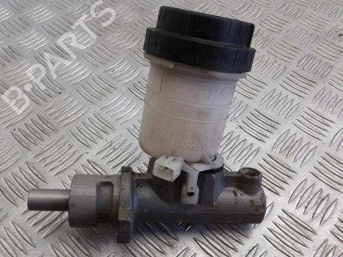 Used Brake master cylinder VOLVO V40 Estate (645) 2.0 (136 hp) 29648087