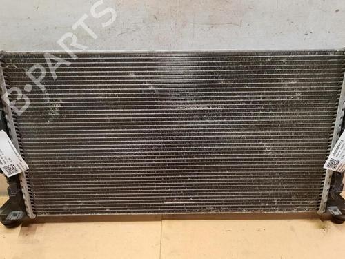 Used Water radiator VOLVO C30 (533) 2.0 (145 hp) 29647902