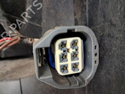 Left taillight LAND ROVER DISCOVERY III (L319) 2.7 TD 4x4 | BP29687297C34