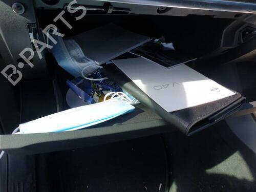 Front right seatbelt VOLVO V40 Hatchback (525) D2 | BP30093431I25