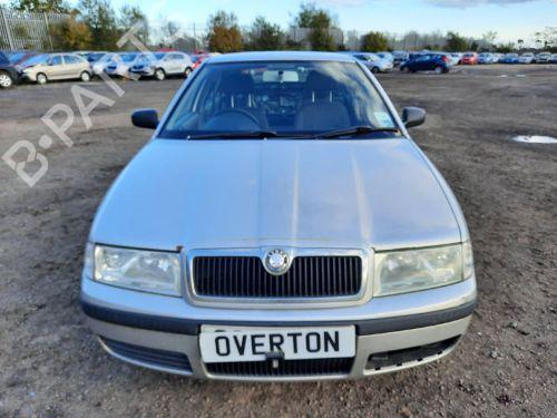 Air filter box SKODA OCTAVIA I (1U2) 1.9 SDI | BP29653202M87