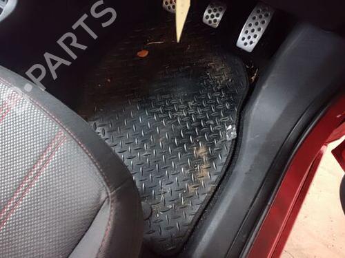 Rear right seatbelt VAUXHALL CORSA Mk III (D) (S07) 1.3 CDTI (L08) | BP29675510I28 