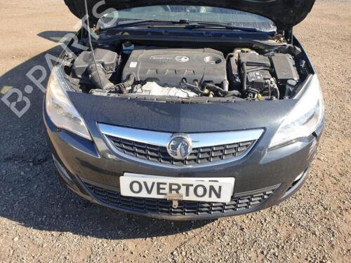 Rear center seatbelt VAUXHALL ASTRA Mk VI (J) Estate (P10) 2.0 CDTi | BP29649086I27 