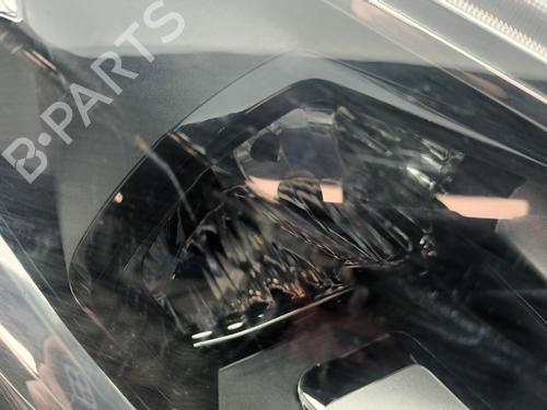Right headlight PEUGEOT 2008 I Van (CU_) BlueHDi 120 (CUYHXK) | BP29677664C29