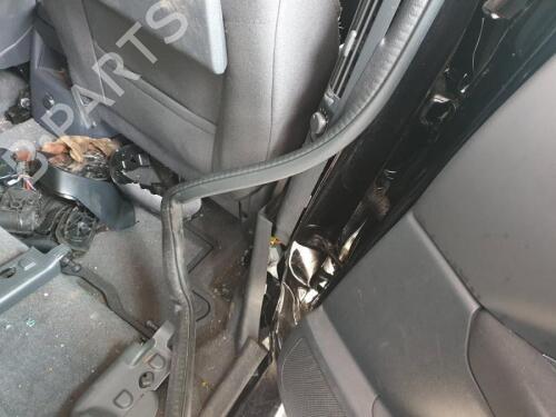 Left front brake caliper PEUGEOT 5008 (0U_, 0E_) 1.6 BlueHDi 120 | BP29648352M105