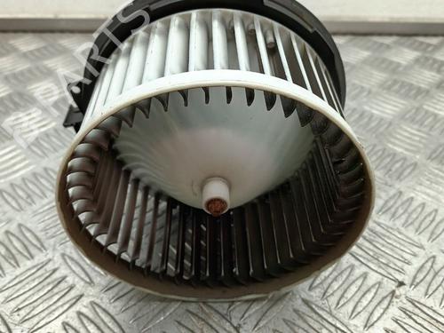 Gebläsemotor FORD FIESTA VI (CB1, CCN) 1.4 | BP29668583M62 