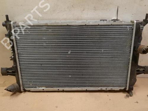 Radiateur à eau VAUXHALL ZAFIRA A (T98) 2.0 DTI 16V | BP29647857M31 