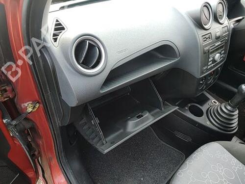 Siège avant gauche FORD FIESTA V (JH_, JD_) 1.4 TDCi | BP29665105C15