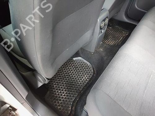 Fuel flap VW GOLF PLUS V (5M1, 521) 1.9 TDI | BP29670739C131 