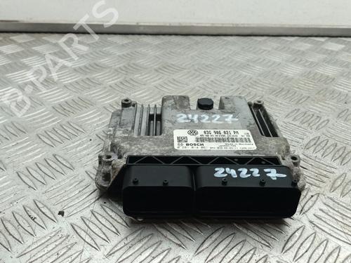 Used Engine control unit (ECU) VW PASSAT B7 Variant (365) 2.0 TDI (140 hp) 29681955