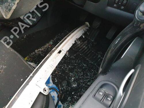 Rear center seatbelt RENAULT CLIO III (BR0/1, CR0/1) 1.2 16V (BR0P, CR0P) | BP29653182I27