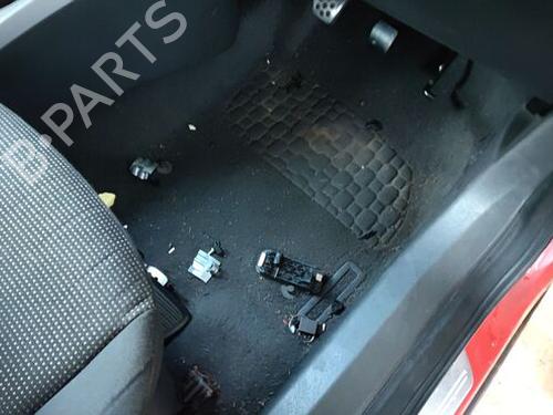 Rear left seatbelt VAUXHALL ASTRA Mk V (H) (A04) 1.4 (L48) | BP29675879I29 