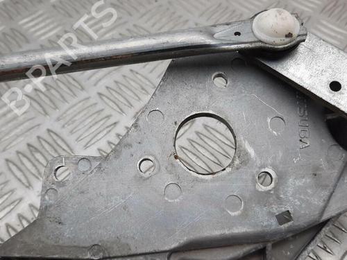 Scheibenwischergestänge vorne HONDA CR-V II (RD_) 2.0 (RD5) | BP29647385C83