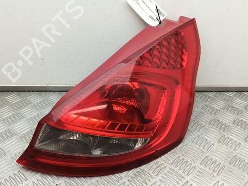 Used Right taillight FORD FIESTA VI Van 1.6 TDCi (95 hp) 29667224