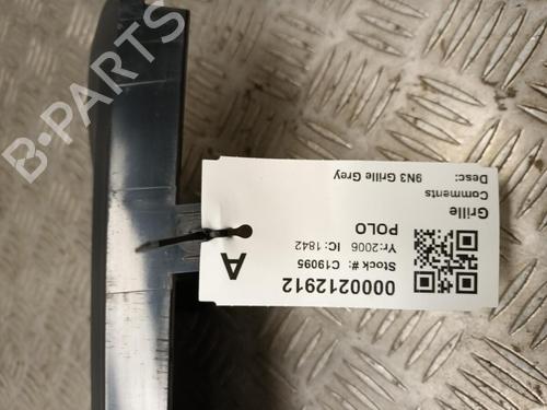 Grille VW POLO IV (9N_, 9A_) 1.4 16V | BP29650626C40 