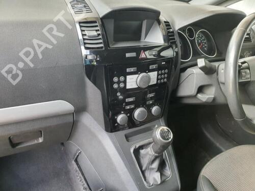 Sikkerhetsbelte bak venstre VAUXHALL ZAFIRA Mk II (B) (A05) 1.7 CDTI | BP28645203I29