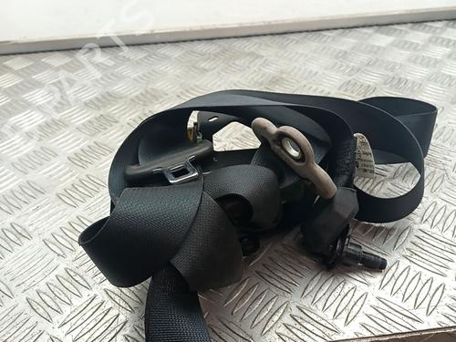 Used Front left seatbelt TOYOTA YARIS (_P9_) 1.3 VVT-i (SCP90_, SCP90R) (87 hp) 29679696