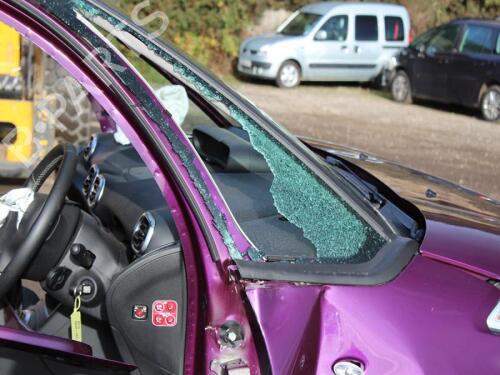 Right sun visor CITROËN C3 II (SC_) 1.1 BiFuel | BP29671883I2