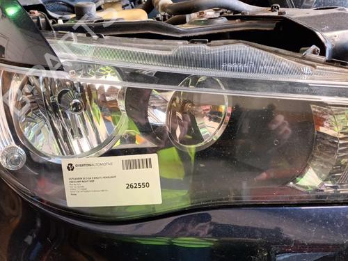 Used Right headlight MITSUBISHI OUTLANDER II (CW_W) 2.2 DI-D 4WD (177 hp) 29652357