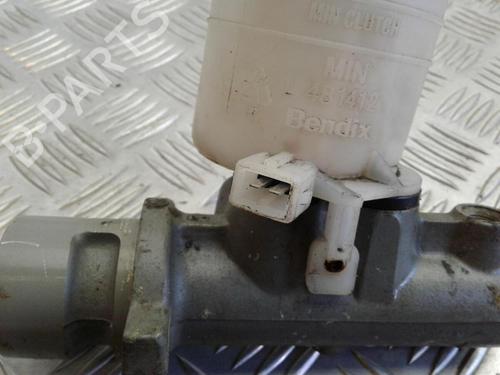 Brake master cylinder VOLVO V40 Estate (645) 2.0 | BP29648087M77 