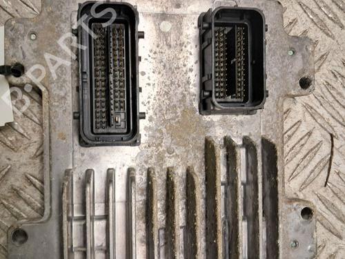 Centralina do motor VAUXHALL MERIVA Mk II (B) (S10) 1.4 (101 hp) 31055814